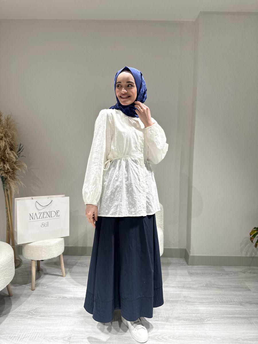 YAN BAĞCIK DETAYLI GÖMLEK