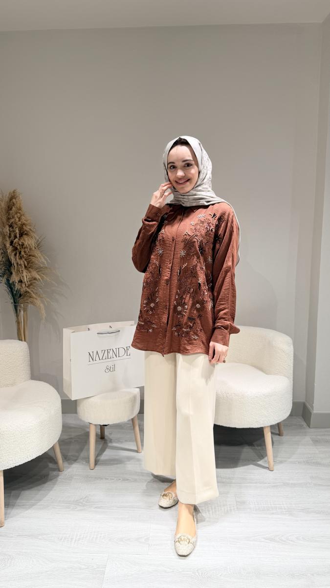 İŞLEME DETAYLI EFİL GÖMLEK