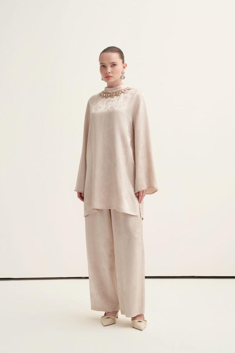 YAKA DETAYLI SATEN ABİYE TAKIM - Görsel