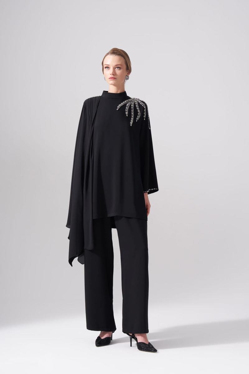 OMUZ İŞLEMELİ TASARIM ABİYE TAKIM - Görsel