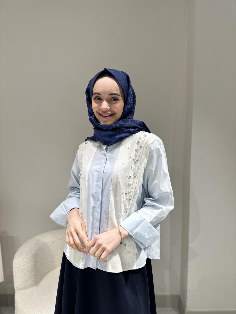 TRİKO DETAYLI İŞLEMELİ GÖMLEK - Görsel